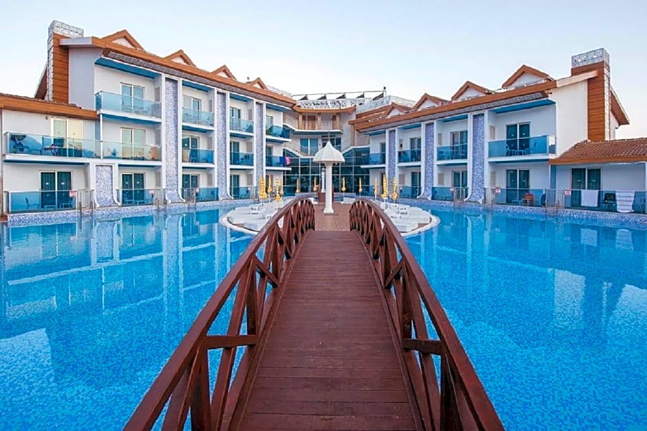 Ocean Blue High Class Hotel