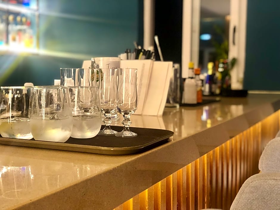 Bruskos Hotel & Suites