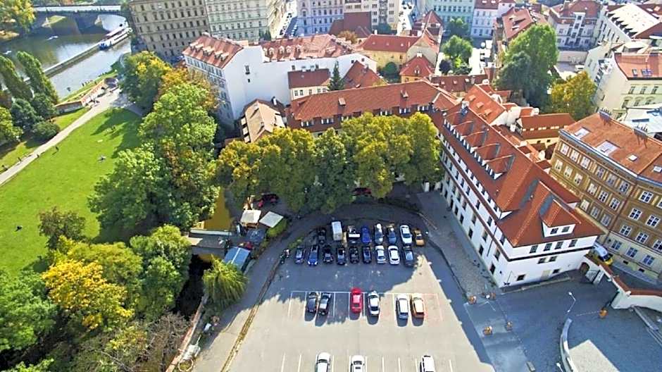 Pytloun Old Armoury Hotel Prague, Stara Zbrojnice