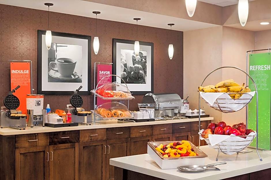 Hampton Inn Lincoln Airport