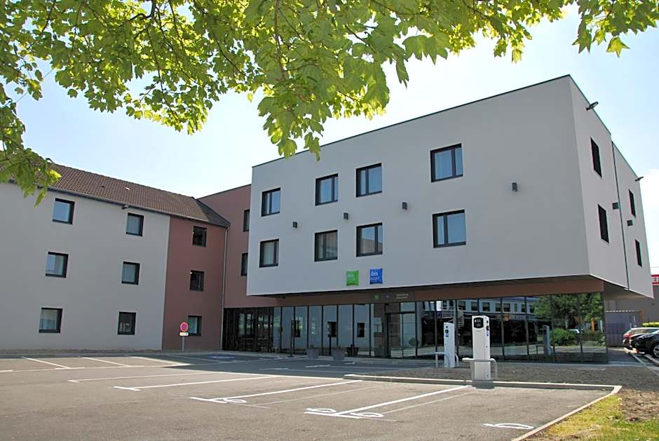 ibis Styles Valenciennes Petite Foret