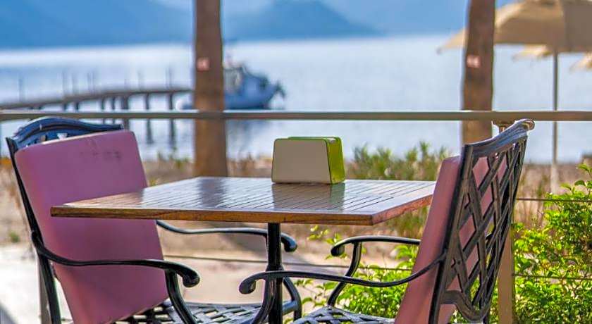 Begonville Beach Hotel - Adult Only