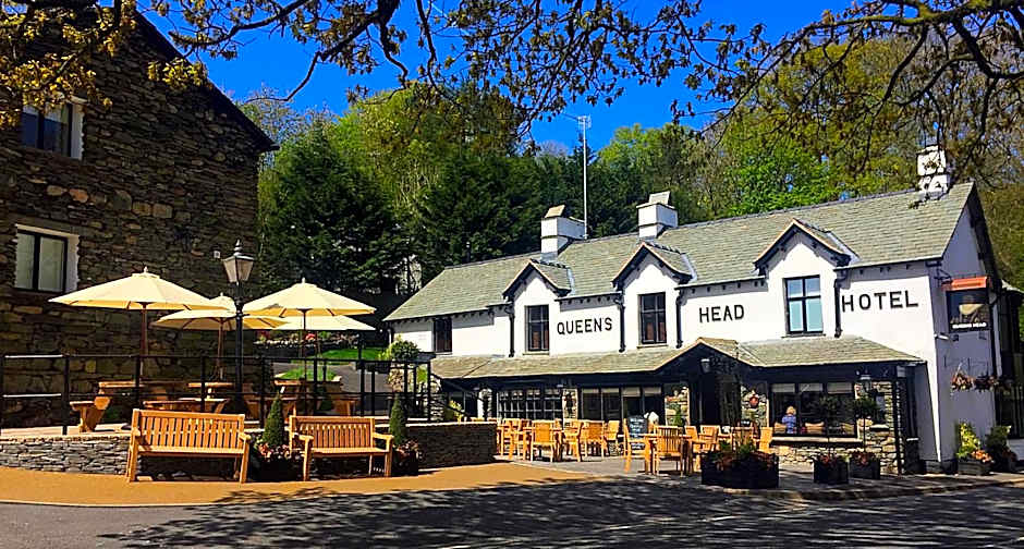 The Queen's Head Hotel