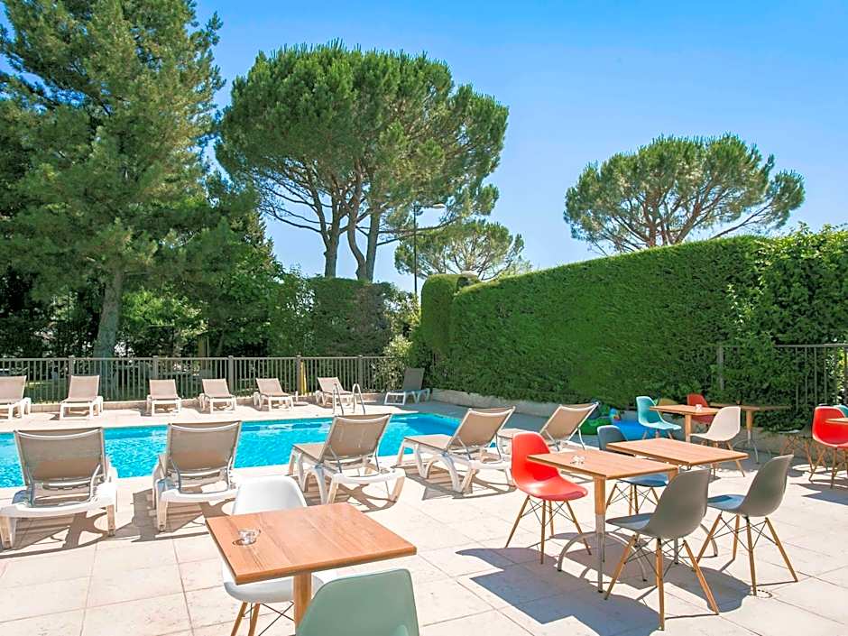 ibis Avignon Sud