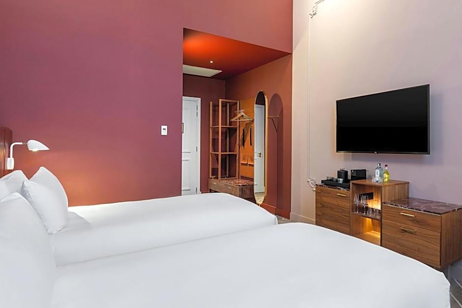 Sapphire House Antwerp, Autograph Collection