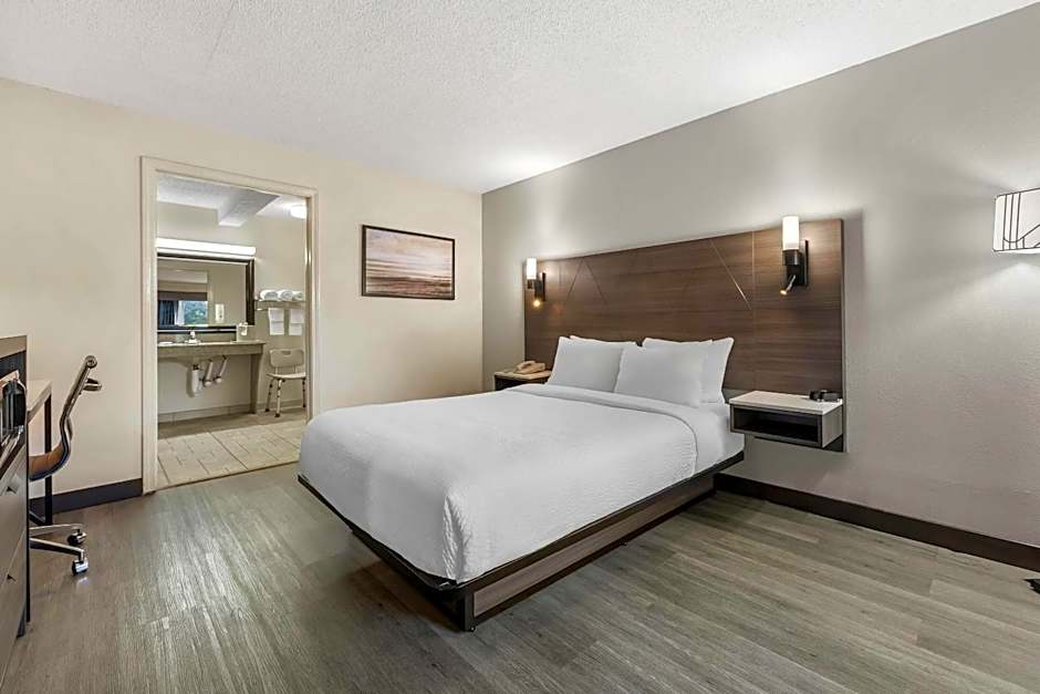 Quality Inn Macon West