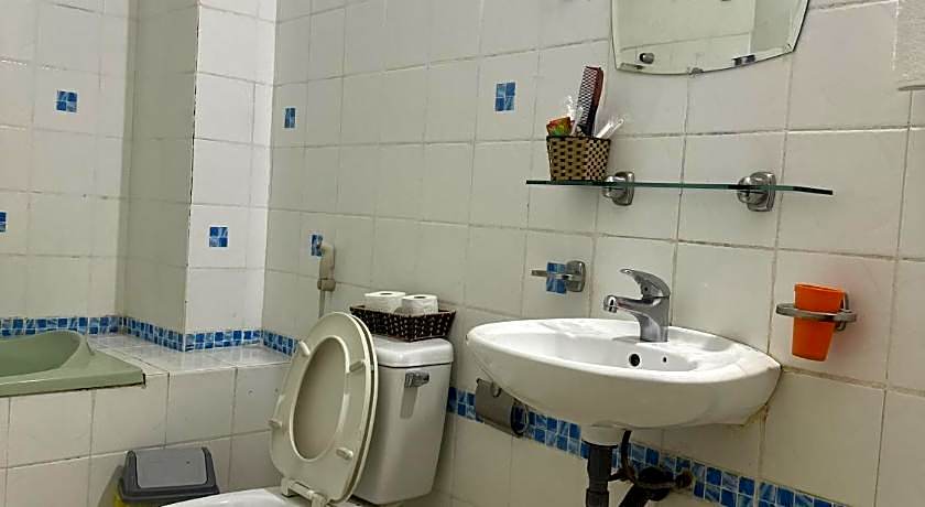 Dong Loi Hotel
