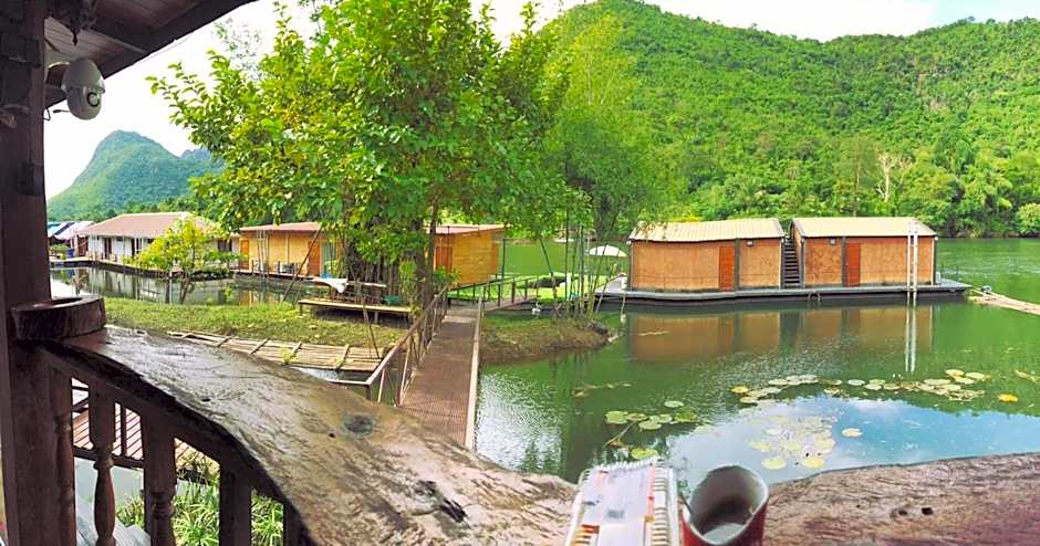 Baan Krupong