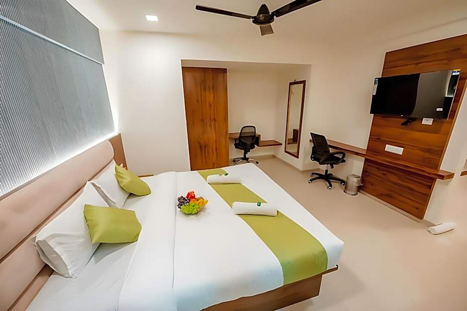 Hotel Heraa International