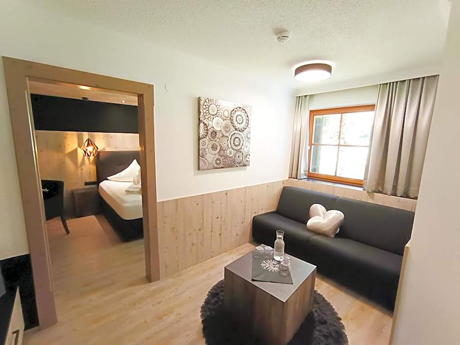 Photo 1 of 3 of Suite