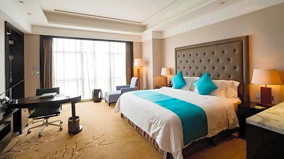 Howard Johnson Shipu Plaza Ningbo