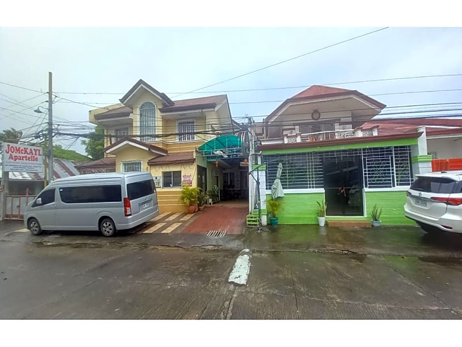 OYO 1048 Jomckayl Apartelle