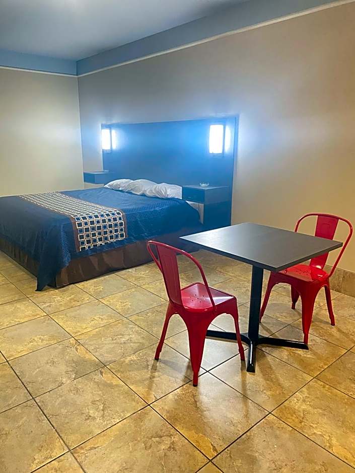 Texas Inn & Suites McAllen at La Plaza Mall and Airport