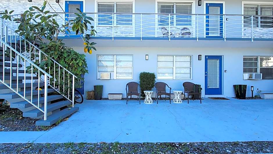 BEACHWAY INN