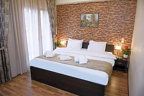 Double or Twin Room with City View