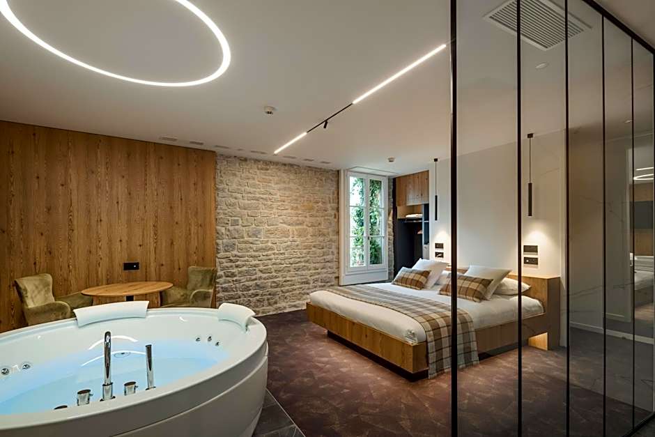 Logis Hotel Parenthese, Restaurant & Spa