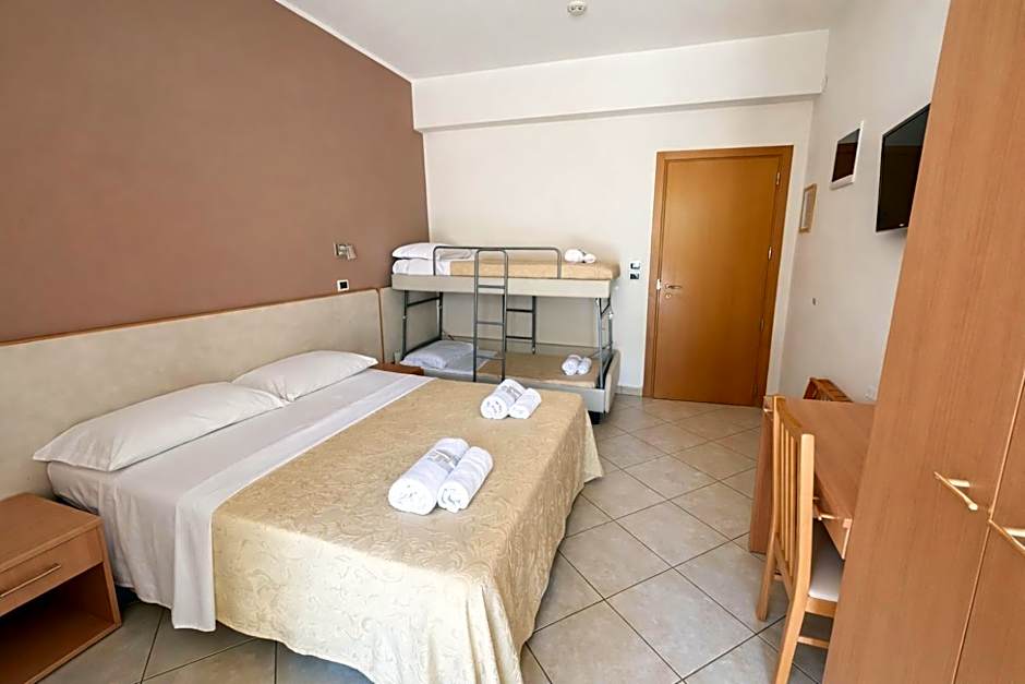 Hotel Favorita Easy Stay Room Only