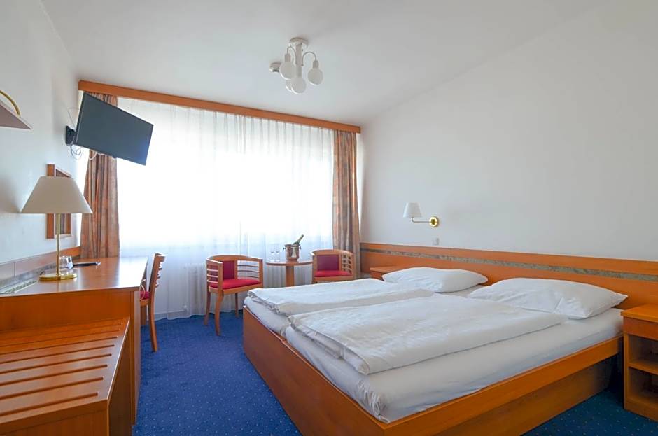 Hotel ILF