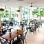 Soho Playa Hotel