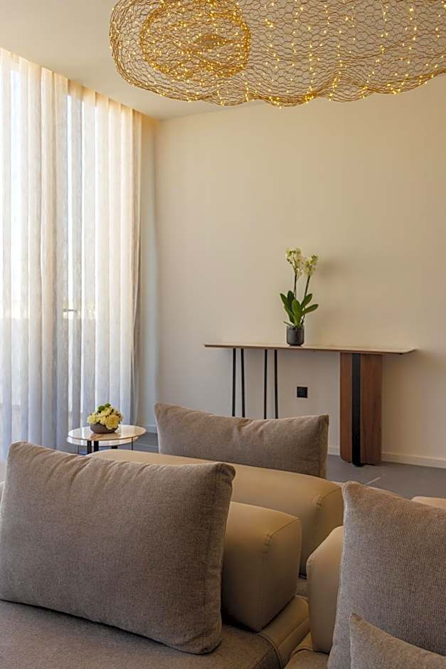 DIAGONAL HOTEL