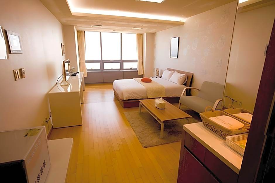 Hotel Hu Incheon Airport Unseo