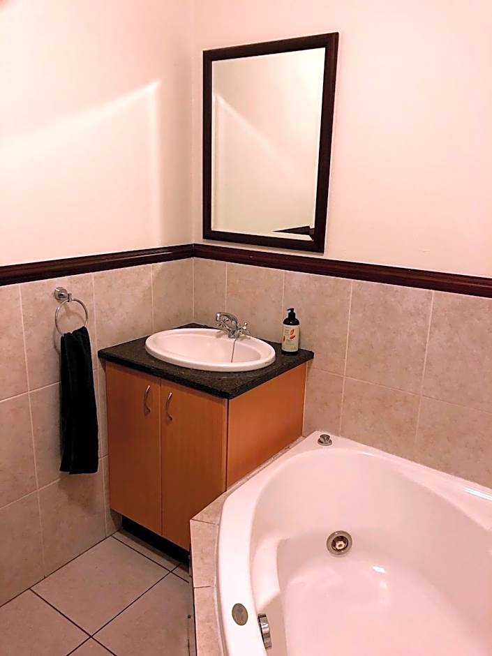 Modern Executive Condo