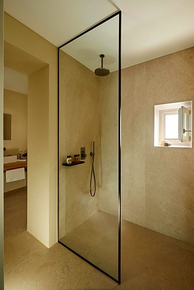 PAROCKS Luxury Hotel & Spa