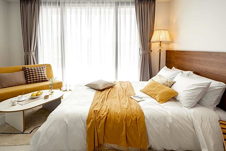 Urbanstay Busan Cityhall