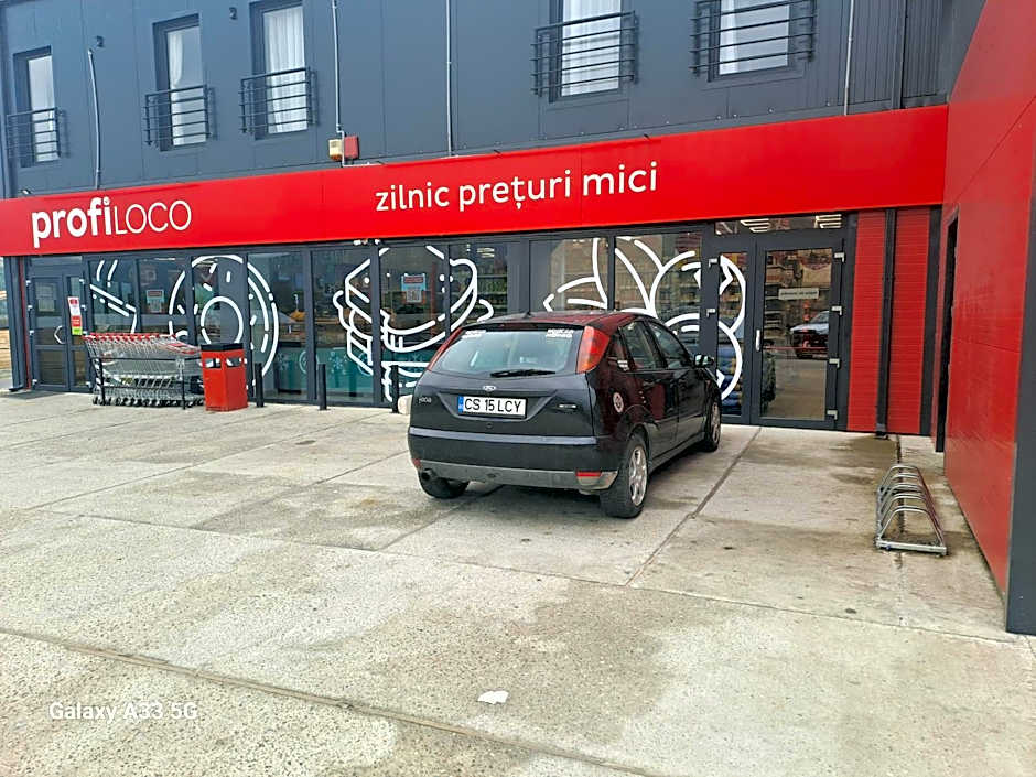 Borderline Accomodation