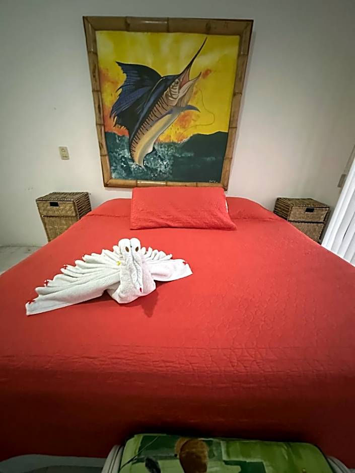 HAB PTa B ÁREA DE VILLAS DENTRO DEL HOTEL Junto al Krystal EN IXTAPA WIFI 2A 1M Con playa