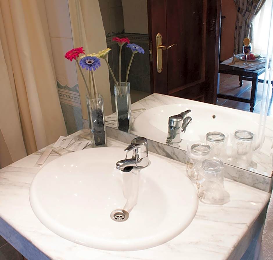 Albenzaire Hotel Asador