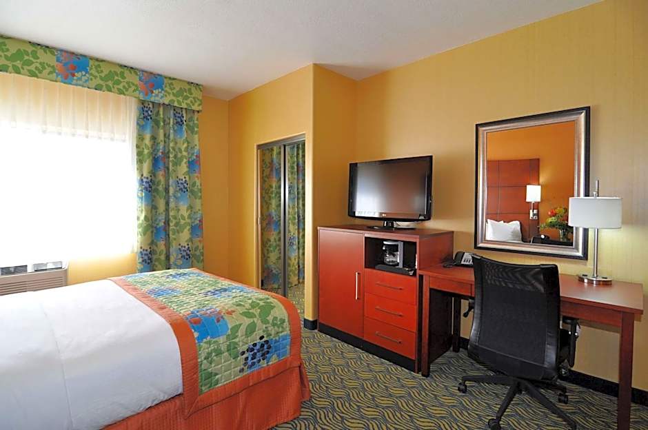 Best Western Plus Fresno Inn