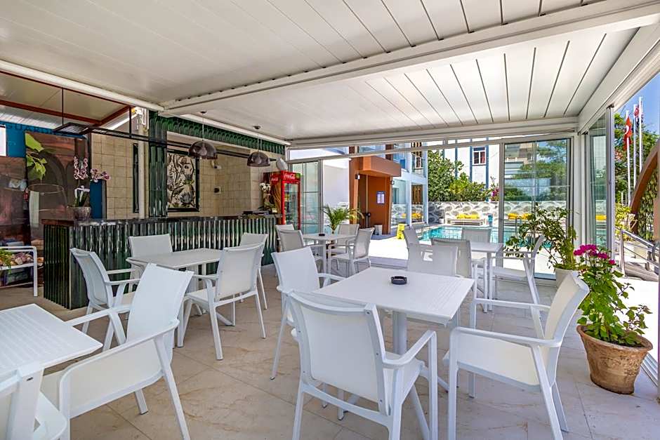 Princess Kinli Suites Hotel