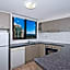 Surfers International Apartments