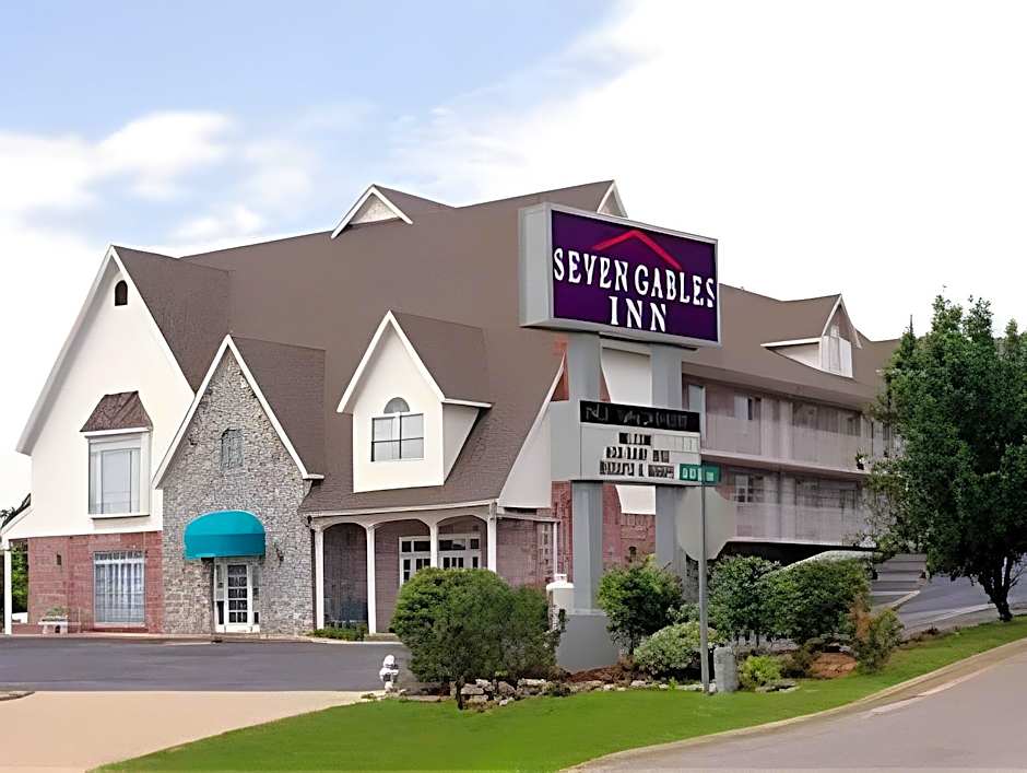 Seven Gables Inn