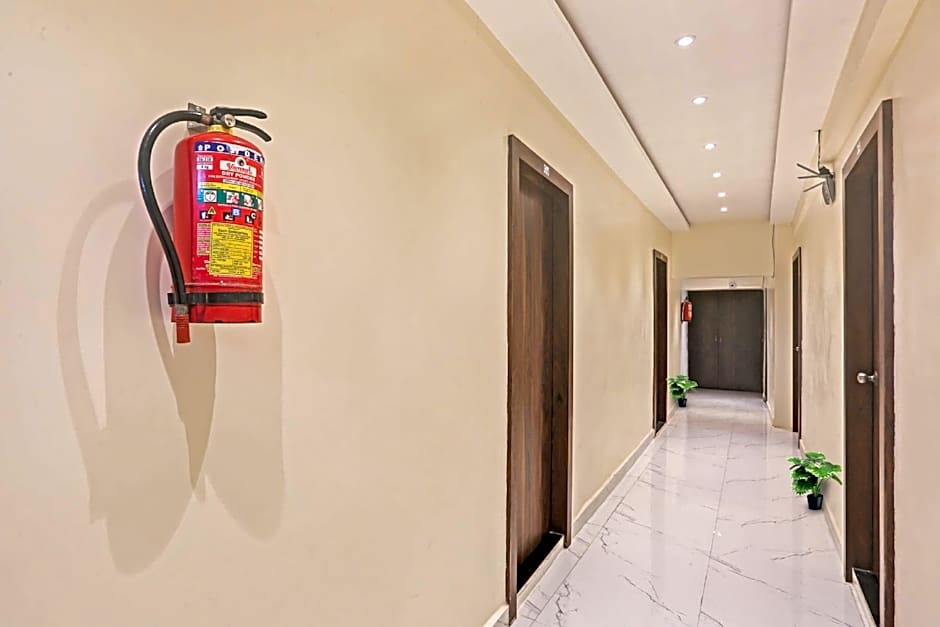 Flagship Nandi Palace Lodging And Boarding – Bombay/ Mumbai, KY