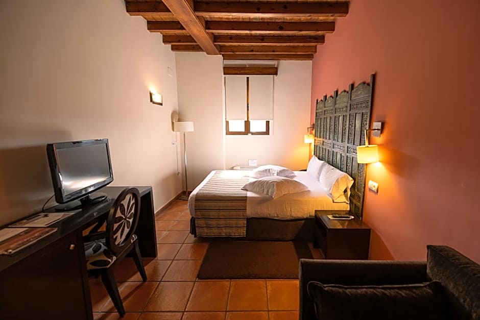 Hotel Convento Del Giraldo