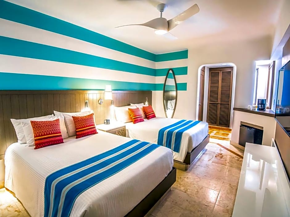 Wyndham Altra Playa del Carmen