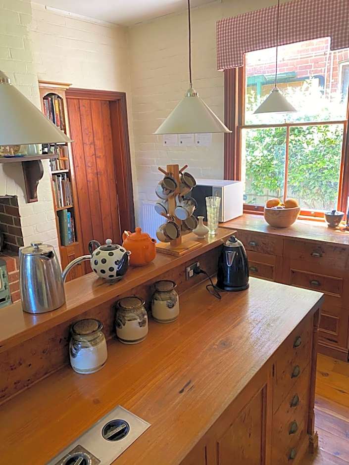 Yass Central Bed & Breakfast