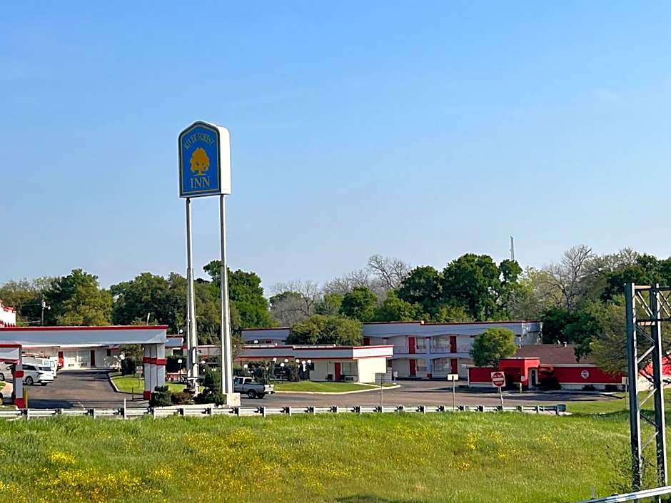 River Forest Inn