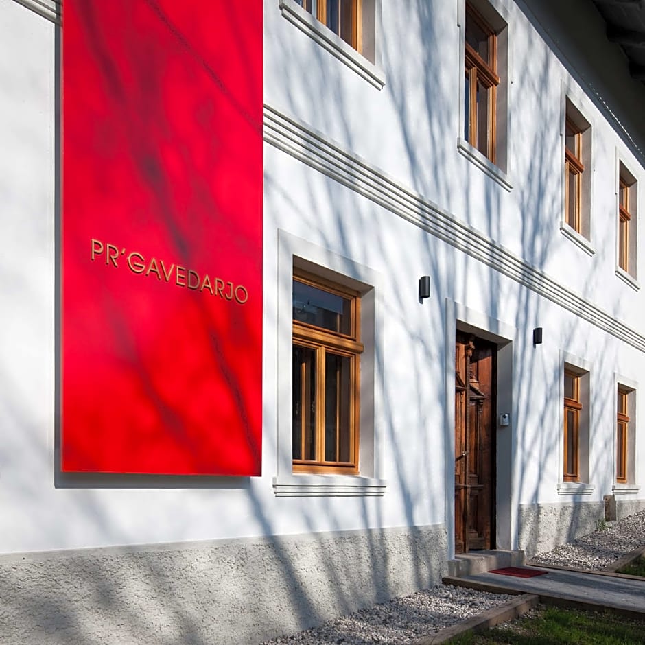 Design Rooms Pr' Gavedarjo