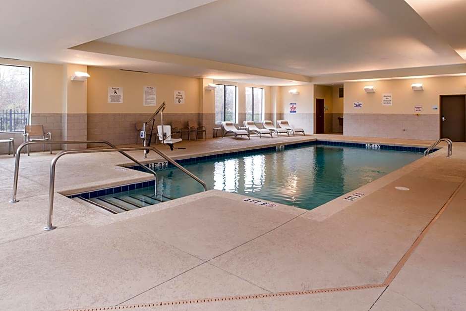 Holiday Inn Express & Suites Monroe By IHG