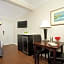 Ocean Beach Hotel