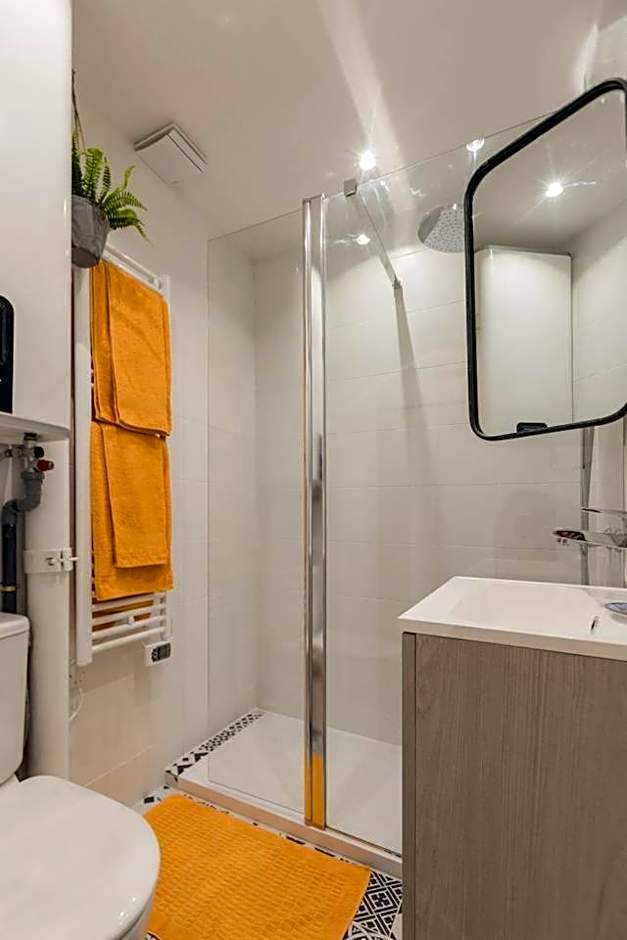 Nicelidays - Le Berlioz - city central - 7min from beaches