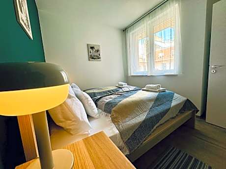 One-Bedroom Deluxe Apartment