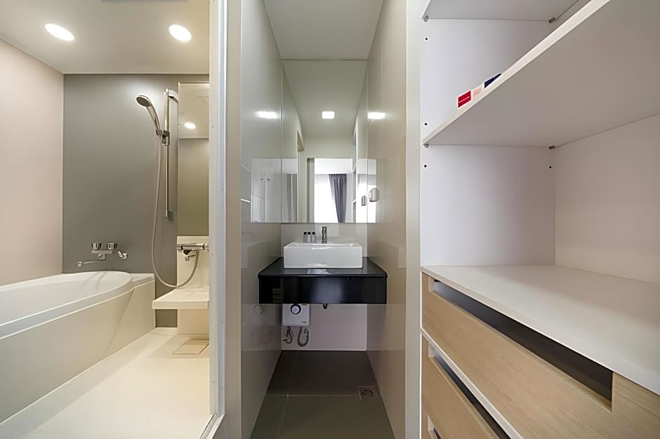 Capetown Sriracha Residence