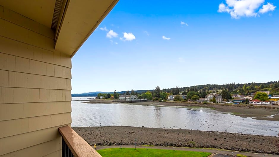 Best Western Plus Silverdale Beach Hotel