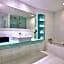 Crowne Plaza Zhuhai City Center By IHG