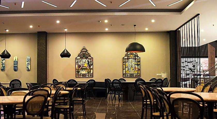 Eastern Hotel Bojonegoro