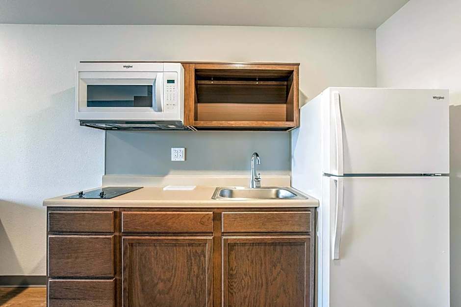 WoodSpring Suites Chicago Midway
